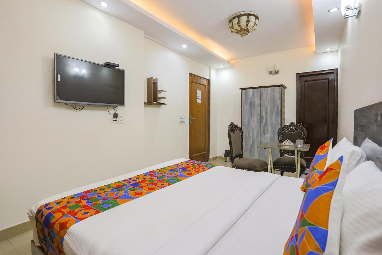 Hotel Fabexpress Jpm Harshdeep Nové Dillí Exteriér fotografie